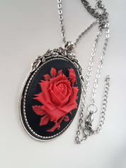 LARGE ROSE CAMEO NECKLACE | THEBLACKWARDROBE.COM.