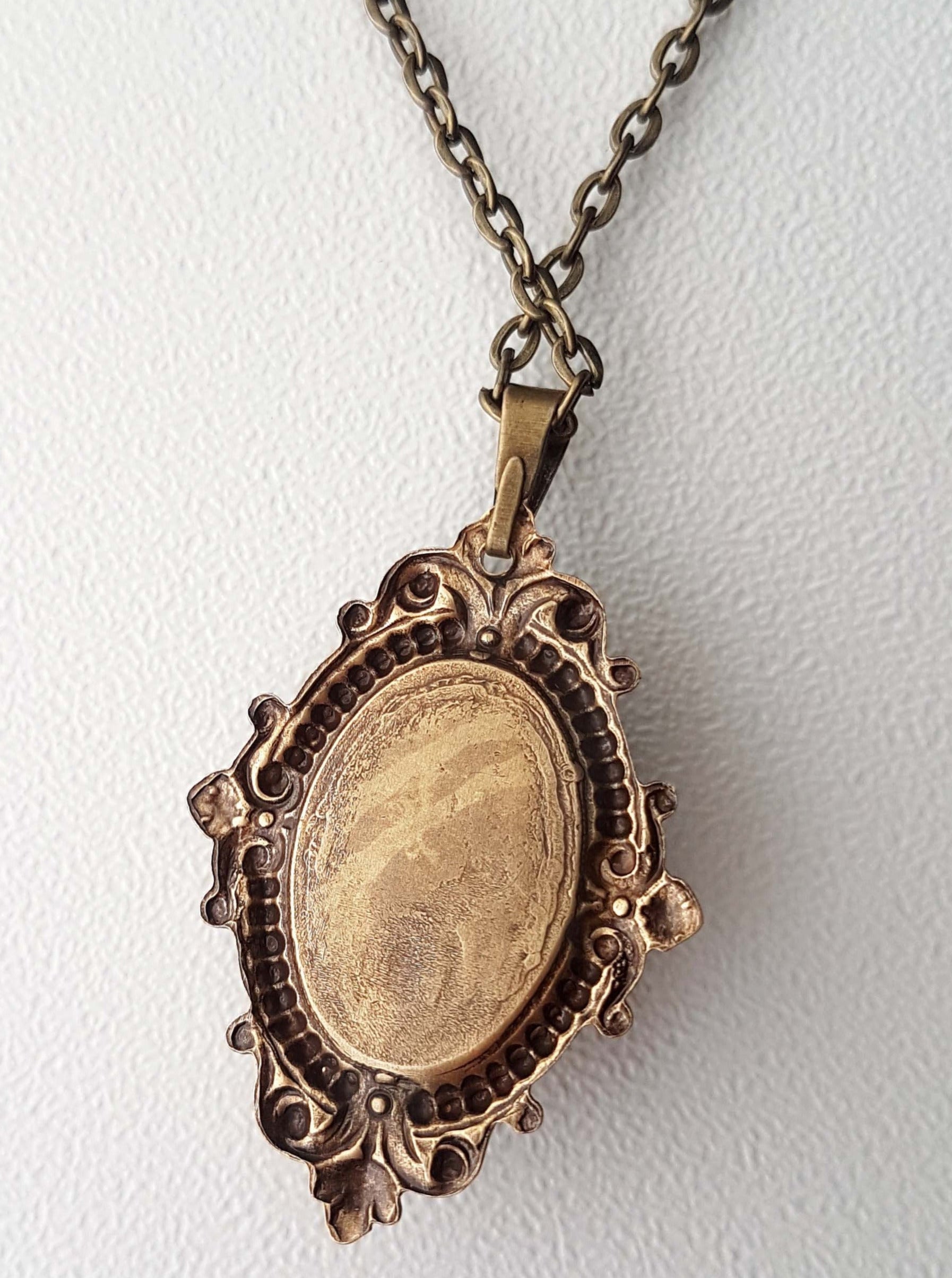 GOTHIC ORNATE RAINBOW SKULL NECKLACE | THEBLACKWARDROBE.COM.