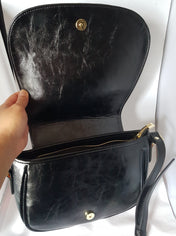 BLACK CROSSBODY SADDLE BAG | THEBLACKWARDROBE.COM.