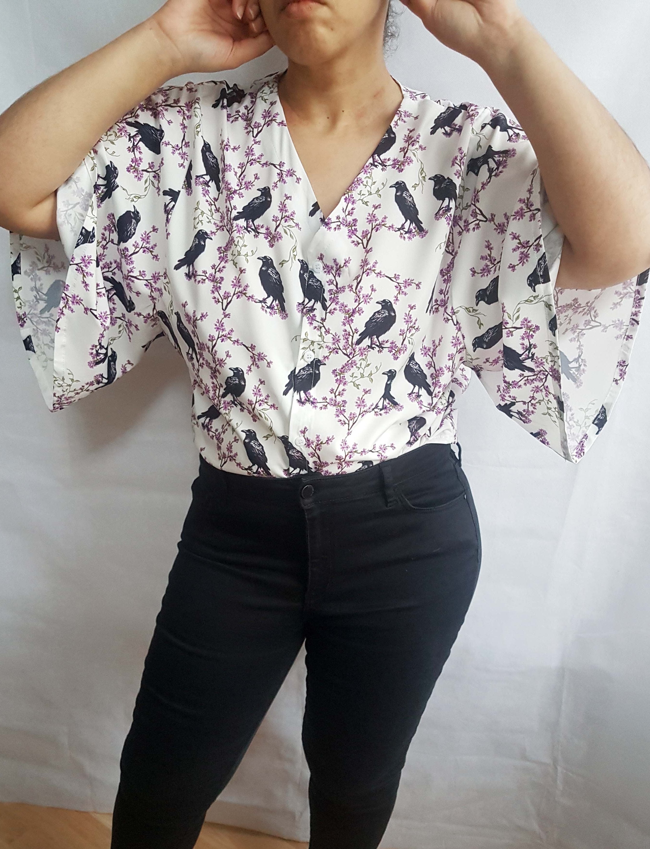 V-NECK SHIRT WITH FLOATY SLEEVES (Ravens & blossoms print)