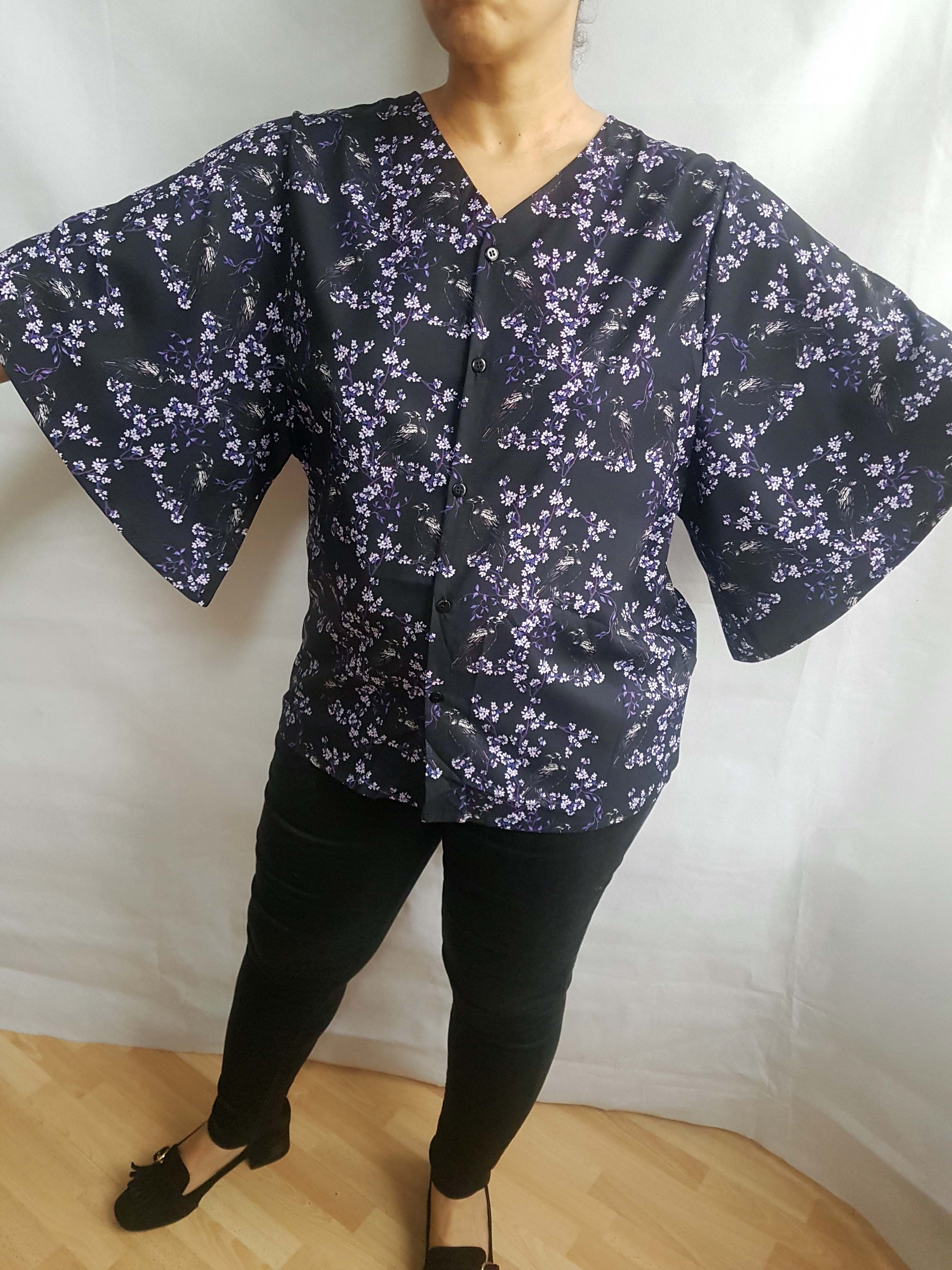 V-NECK SHIRT WITH FLOATY SLEEVES (Ravens & blossoms print)