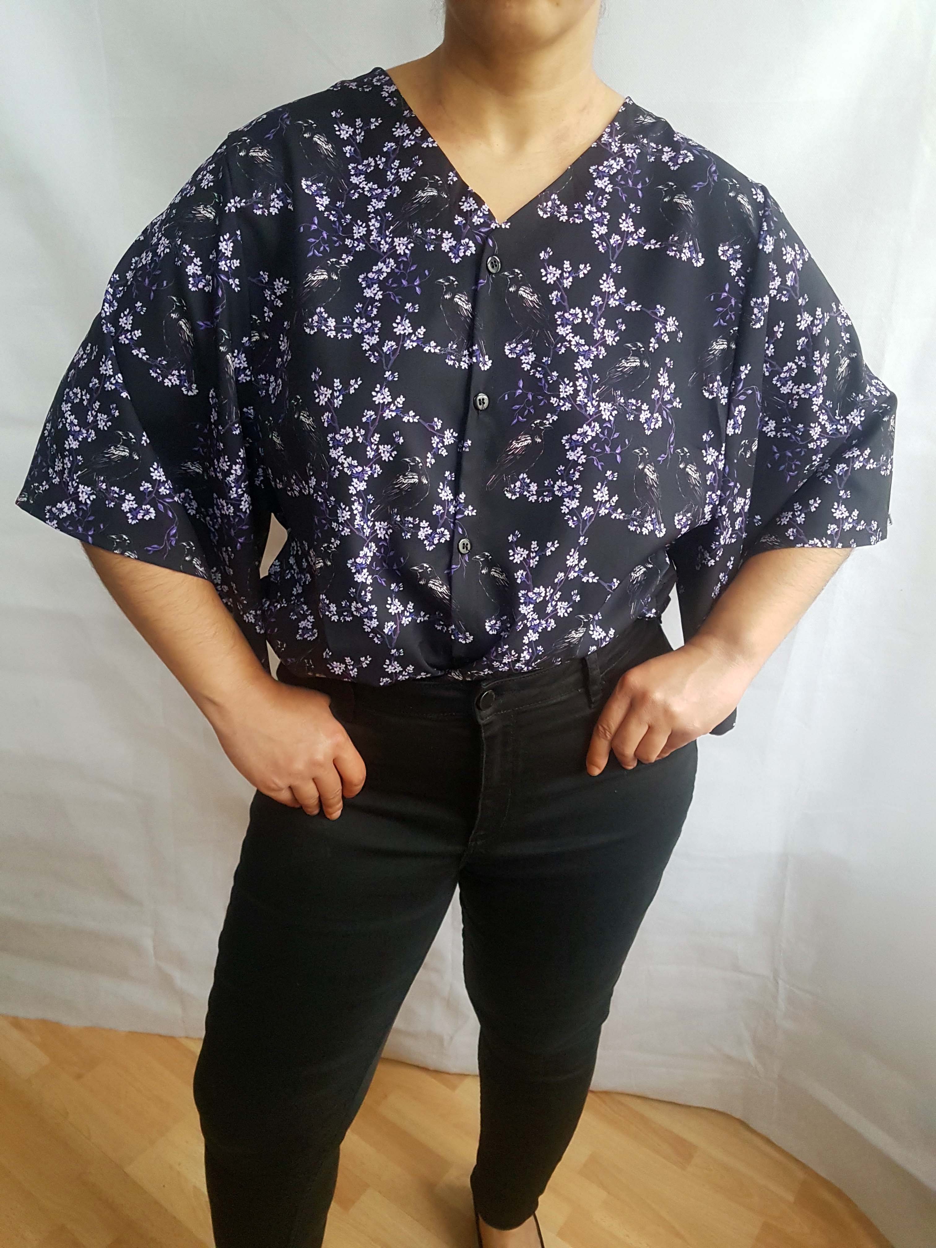 V-NECK SHIRT WITH FLOATY SLEEVES (Ravens & blossoms print)