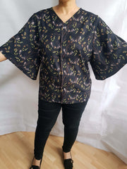 V-NECK SHIRT WITH FLOATY SLEEVES (Autumn Flying Bats print)