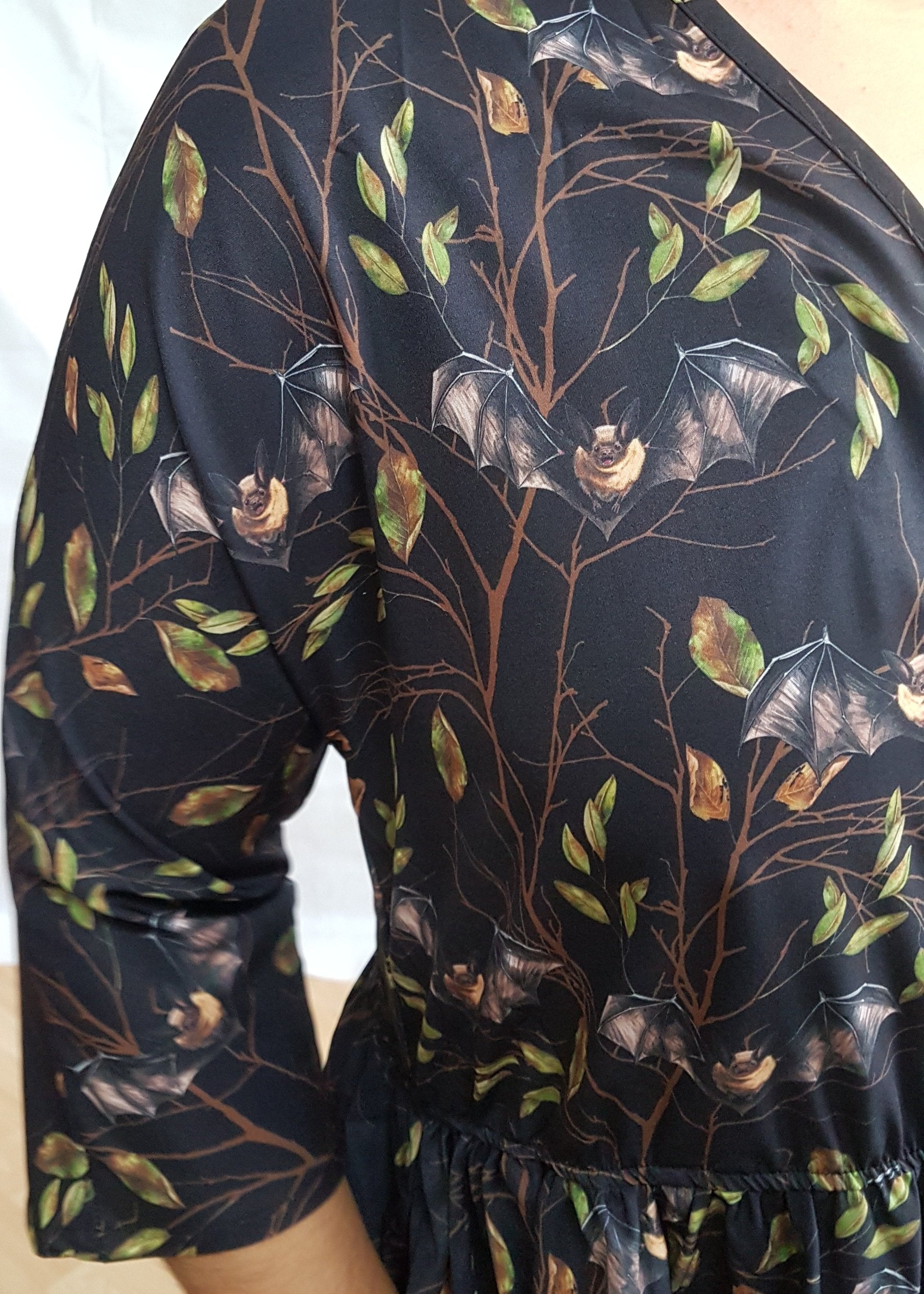 WRAP-FRONT MIDI DRESS (Autumn Flying Bats print)