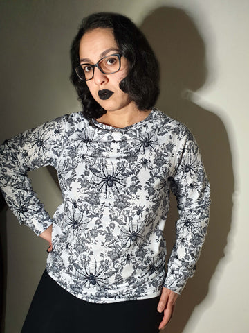 THIN SWEATSHIRT (Spiderweb Lace print)