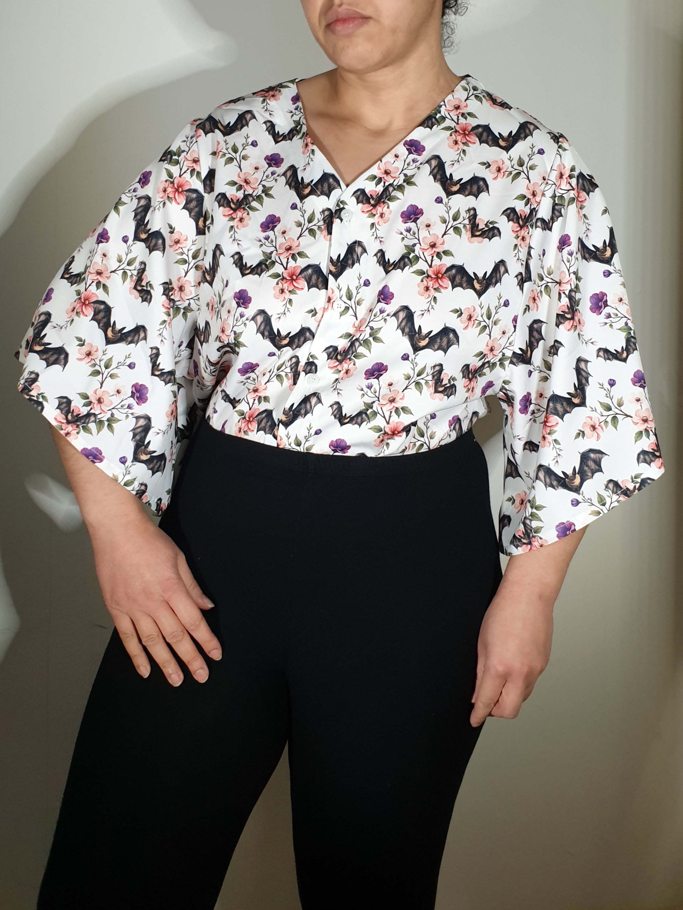 V-NECK SHIRT WITH FLOATY SLEEVES (Spring Flying Bats print)