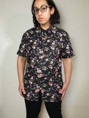 SHORT-SLEEVE COLLARED SHIRT (Spring Flying Bats print)
