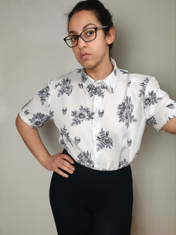 SHORT-SLEEVE COLLARED SHIRT (Vintage Floral & Skulls print)