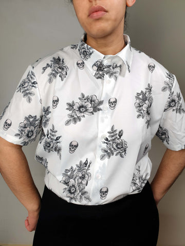 SHORT-SLEEVE COLLARED SHIRT (Vintage Floral & Skulls print)