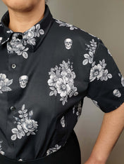 SHORT-SLEEVE COLLARED SHIRT (Vintage Floral & Skulls print)