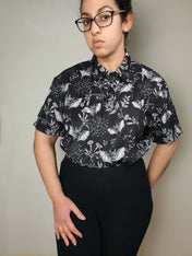 SHORT-SLEEVE COLLARED SHIRT (Botanical Bats print)