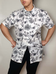 SHORT-SLEEVE COLLARED SHIRT (Botanical Bats print)