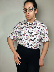 SHORT-SLEEVE COLLARED SHIRT (Spring Flying Bats print)