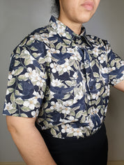 SHORT-SLEEVE COLLARED SHIRT (Spring Flying Ravens print)