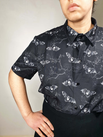 SHORT-SLEEVE COLLARED SHIRT (Midnight Bats & Blossoms print)