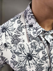 SHORT-SLEEVE COLLARED SHIRT (Spiderweb Lace print)