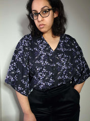 V-NECK SHIRT WITH FLOATY SLEEVES (Ravens & blossoms print)