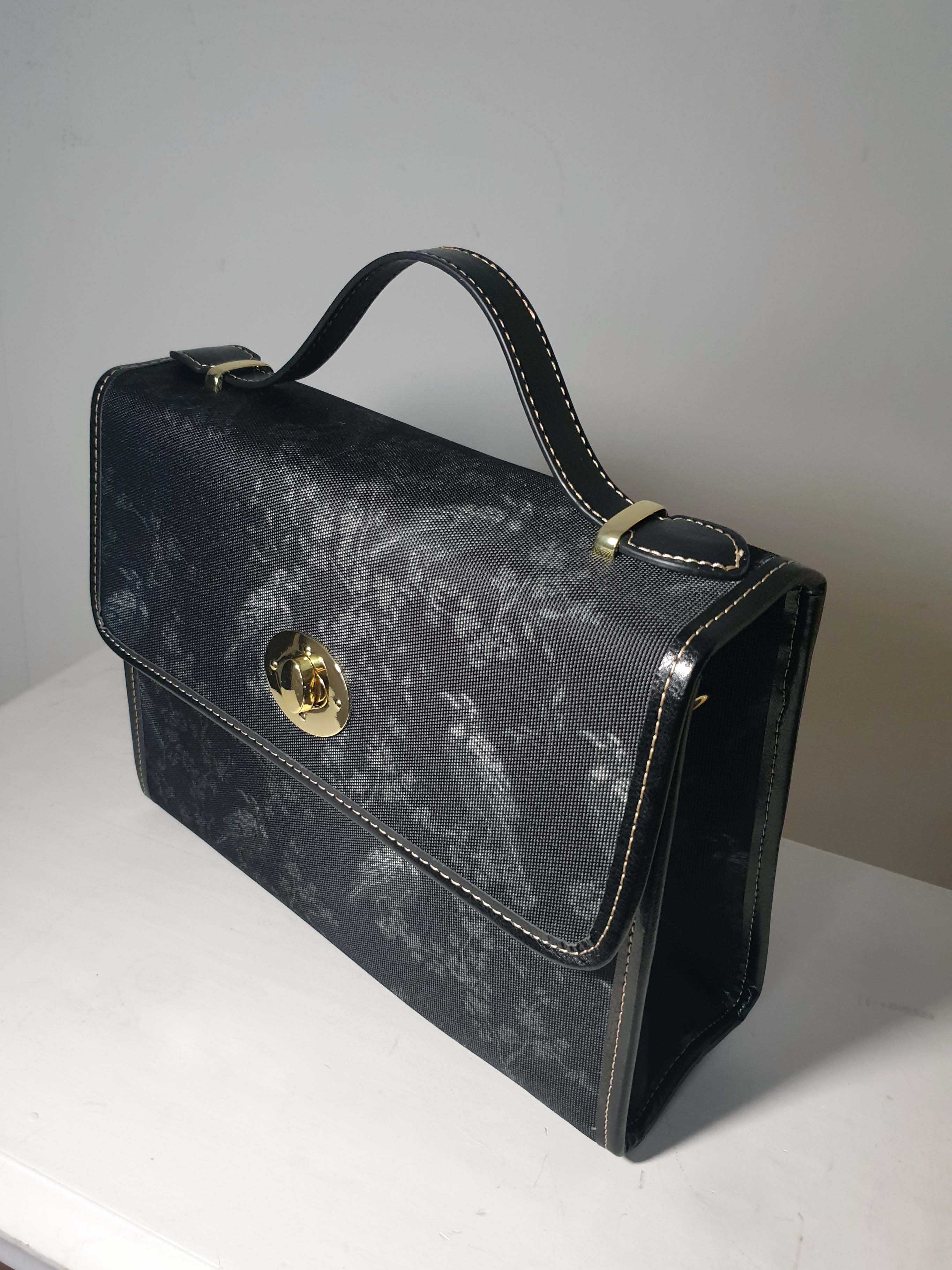 BLACK CROSSBODY FLAP BAG (Ravens/Blossoms print)