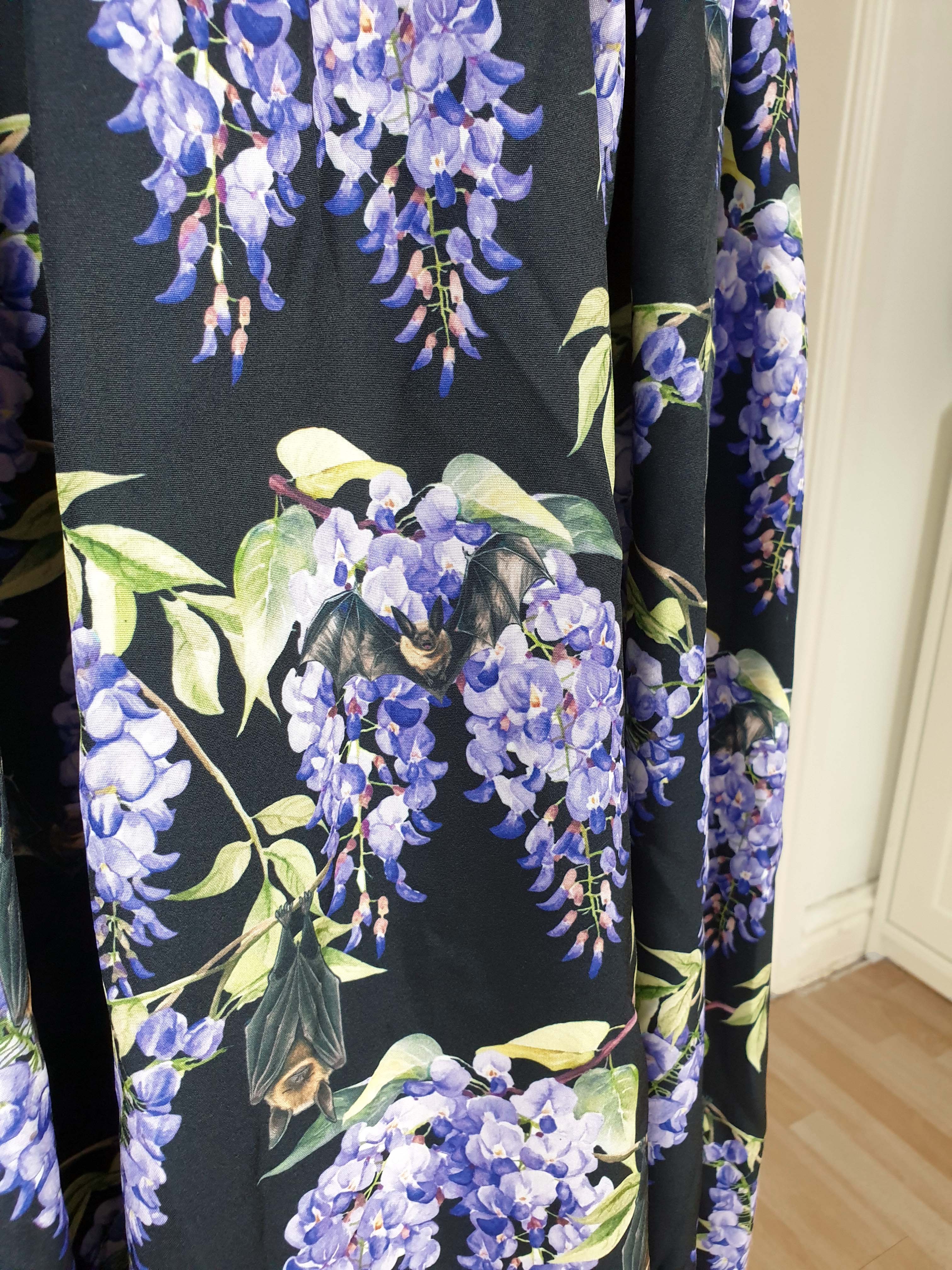 WRAP-FRONT MIDI DRESS (Hydrangeas & Sleepy Bats print)