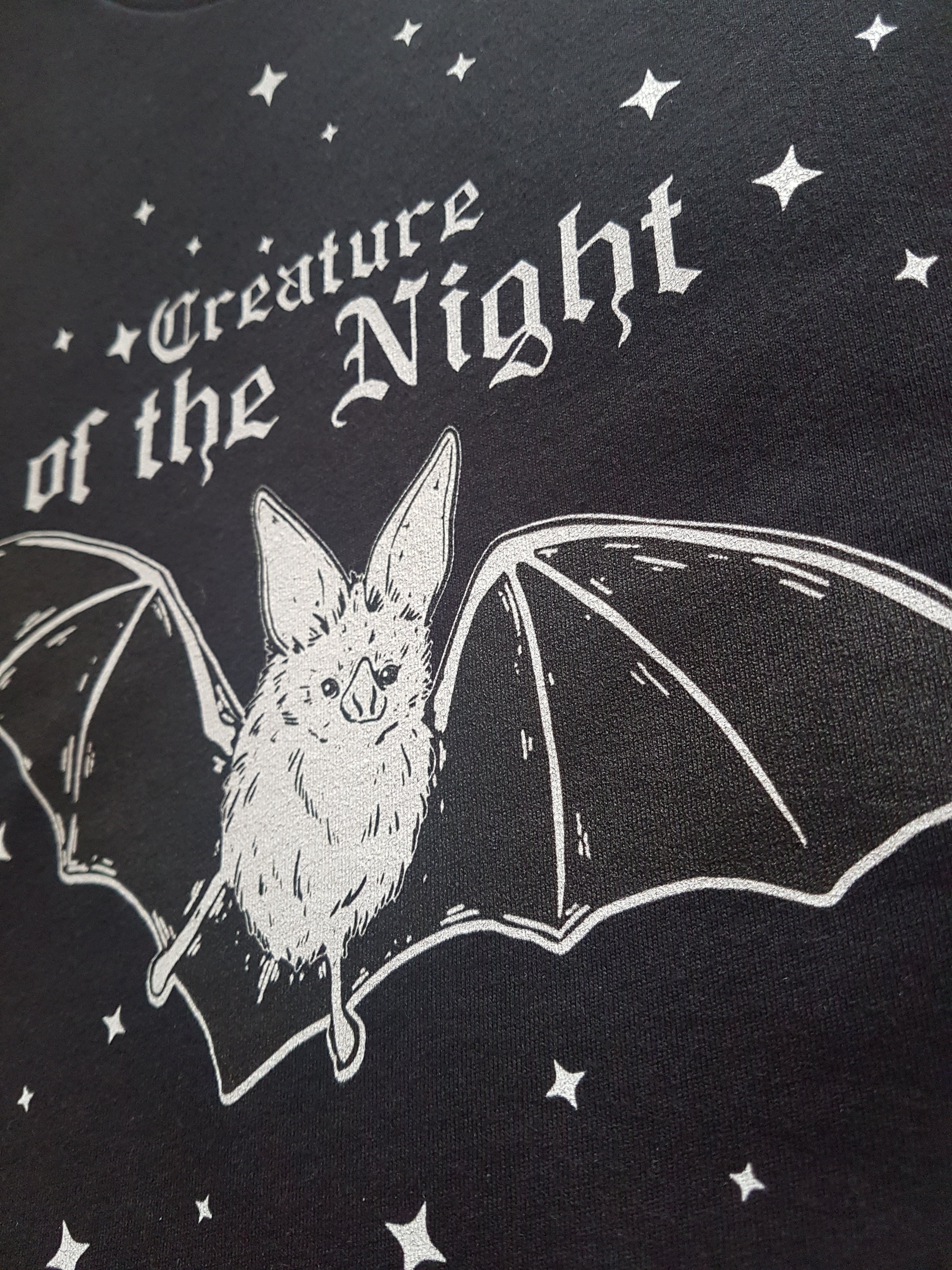 (V-NECK) CREATURE OF THE NIGHT t-shirt