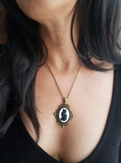 GOTHIC ORNATE CAT CAMEO NECKLACE (BLACK) | THEBLACKWARDROBE.COM.