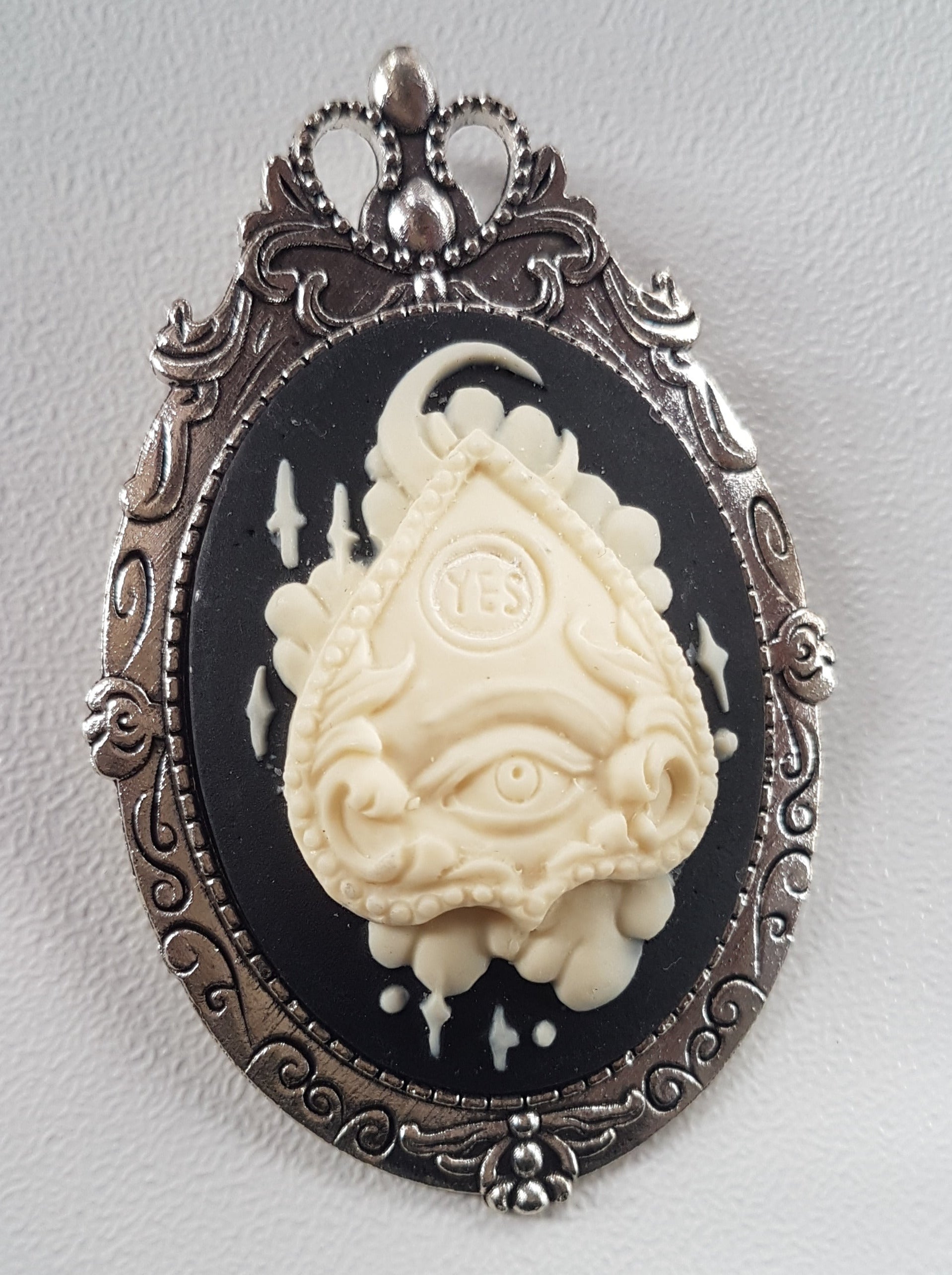 OUIJA PLANCHETTE CAMEO BROOCH