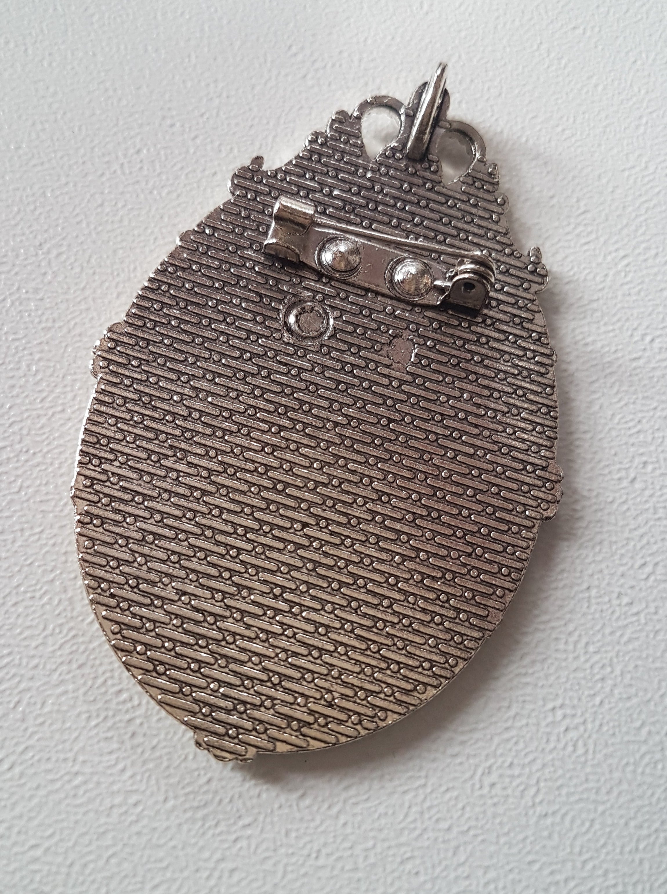 MEDUSA SKULL CAMEO BROOCH