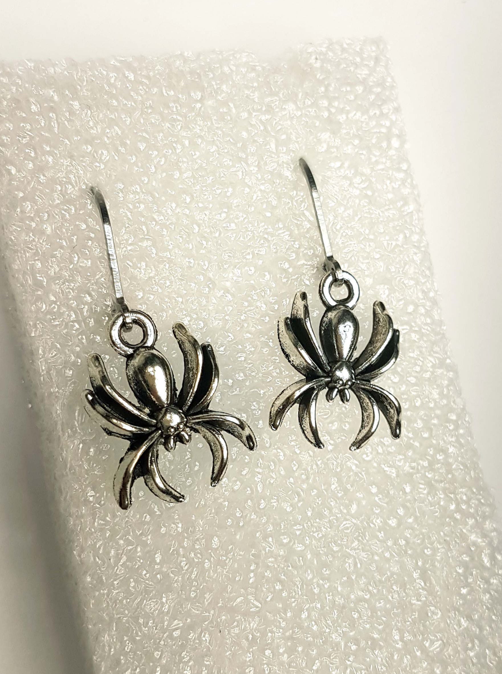 SMALL SPIDERS CHARM EARRINGS | THEBLACKWARDROBE.COM.