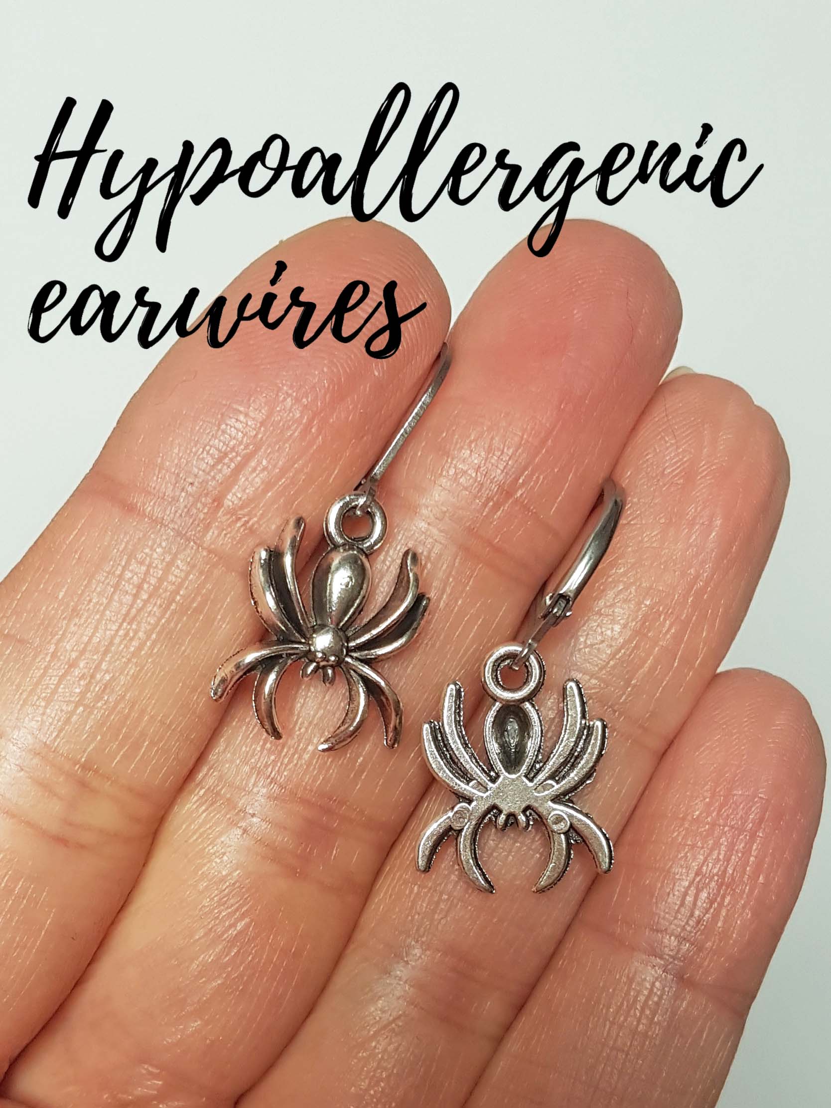 SMALL SPIDERS CHARM EARRINGS | THEBLACKWARDROBE.COM.