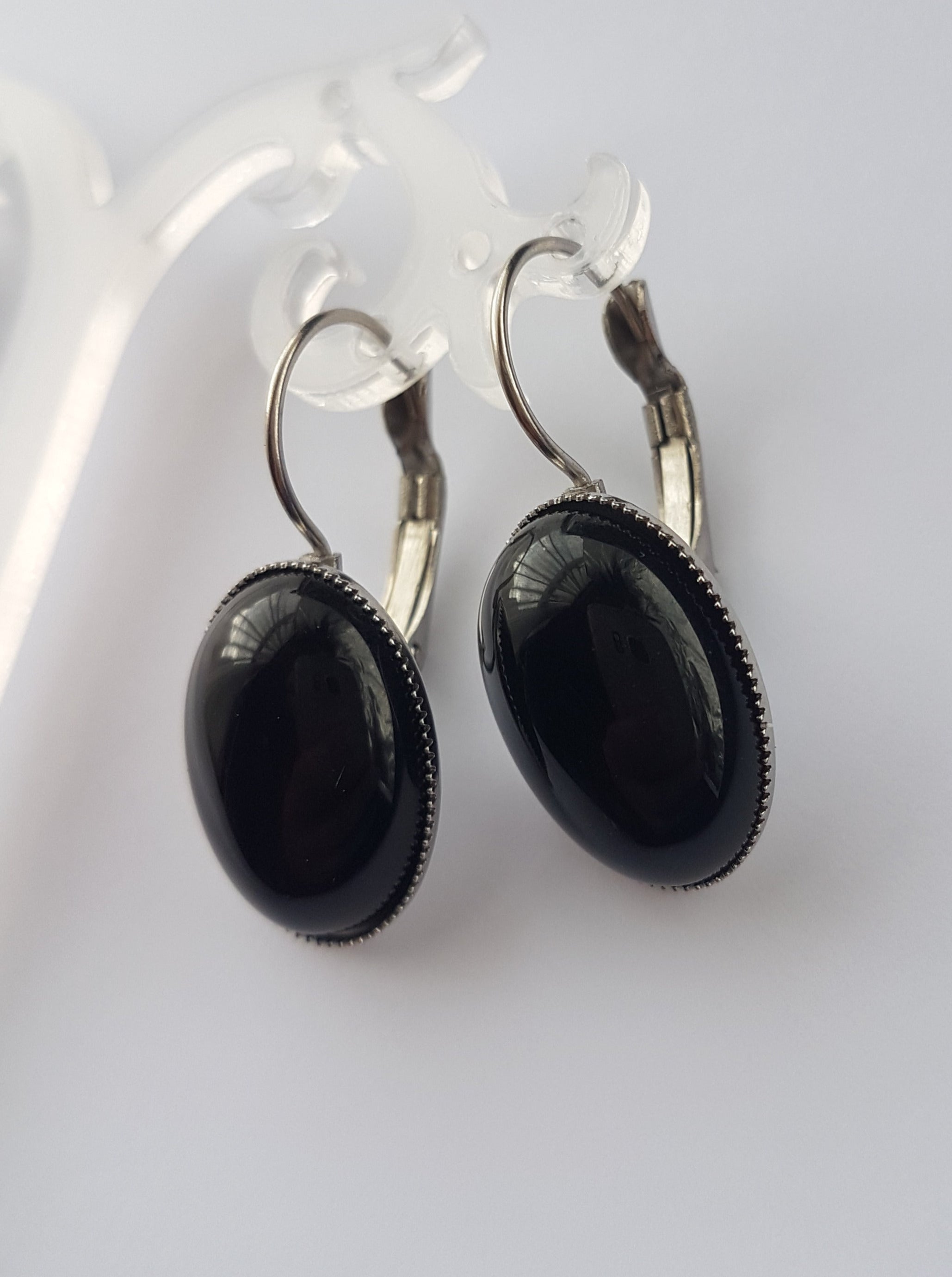 BLACK ONYX CABOCHON EARRINGS | THEBLACKWARDROBE.COM.