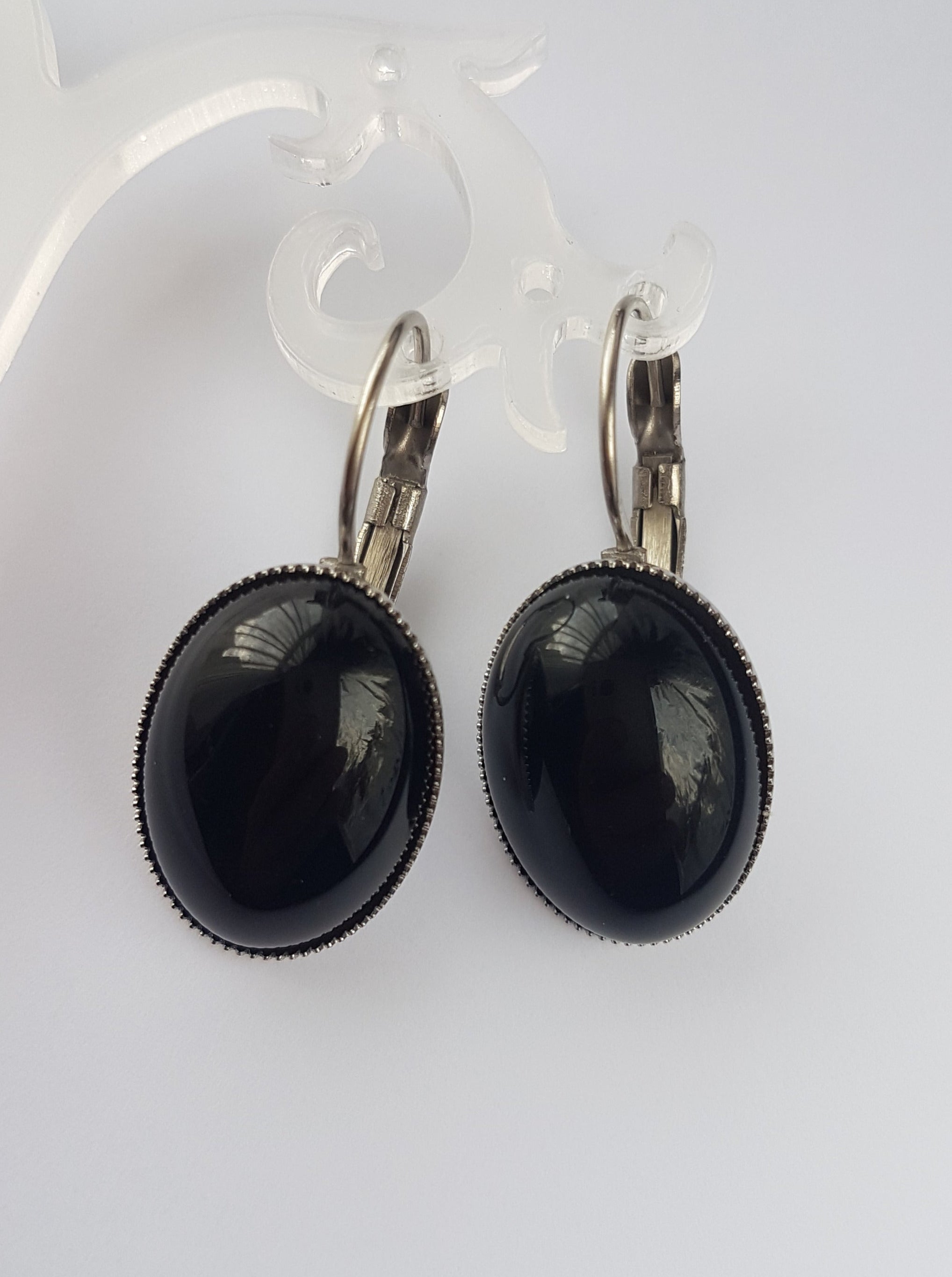 BLACK ONYX CABOCHON EARRINGS | THEBLACKWARDROBE.COM.