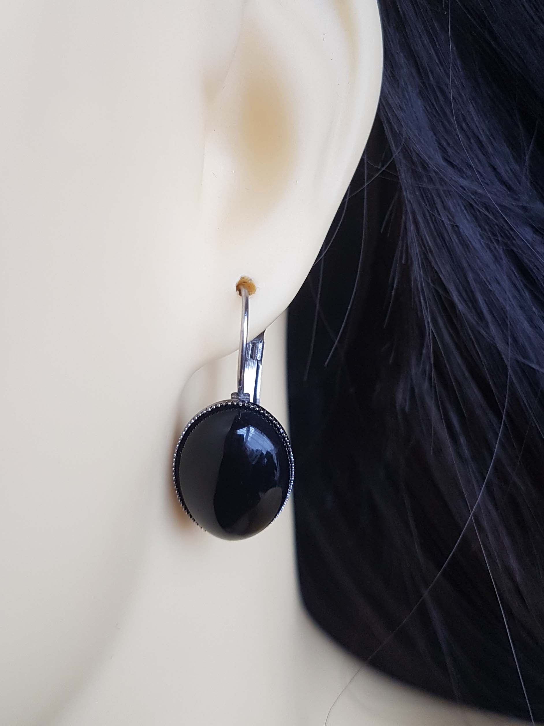 BLACK ONYX CABOCHON EARRINGS | THEBLACKWARDROBE.COM.