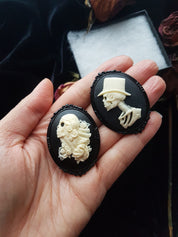 SKULL CORPSE BRIDE AND GROOM CAMEO BROOCH SET
