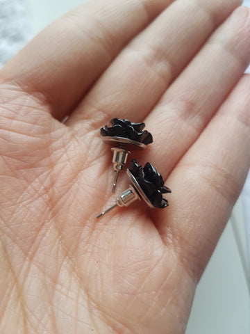 MINI ROSE STUD EARRINGS