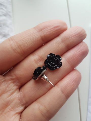 MINI ROSE STUD EARRINGS