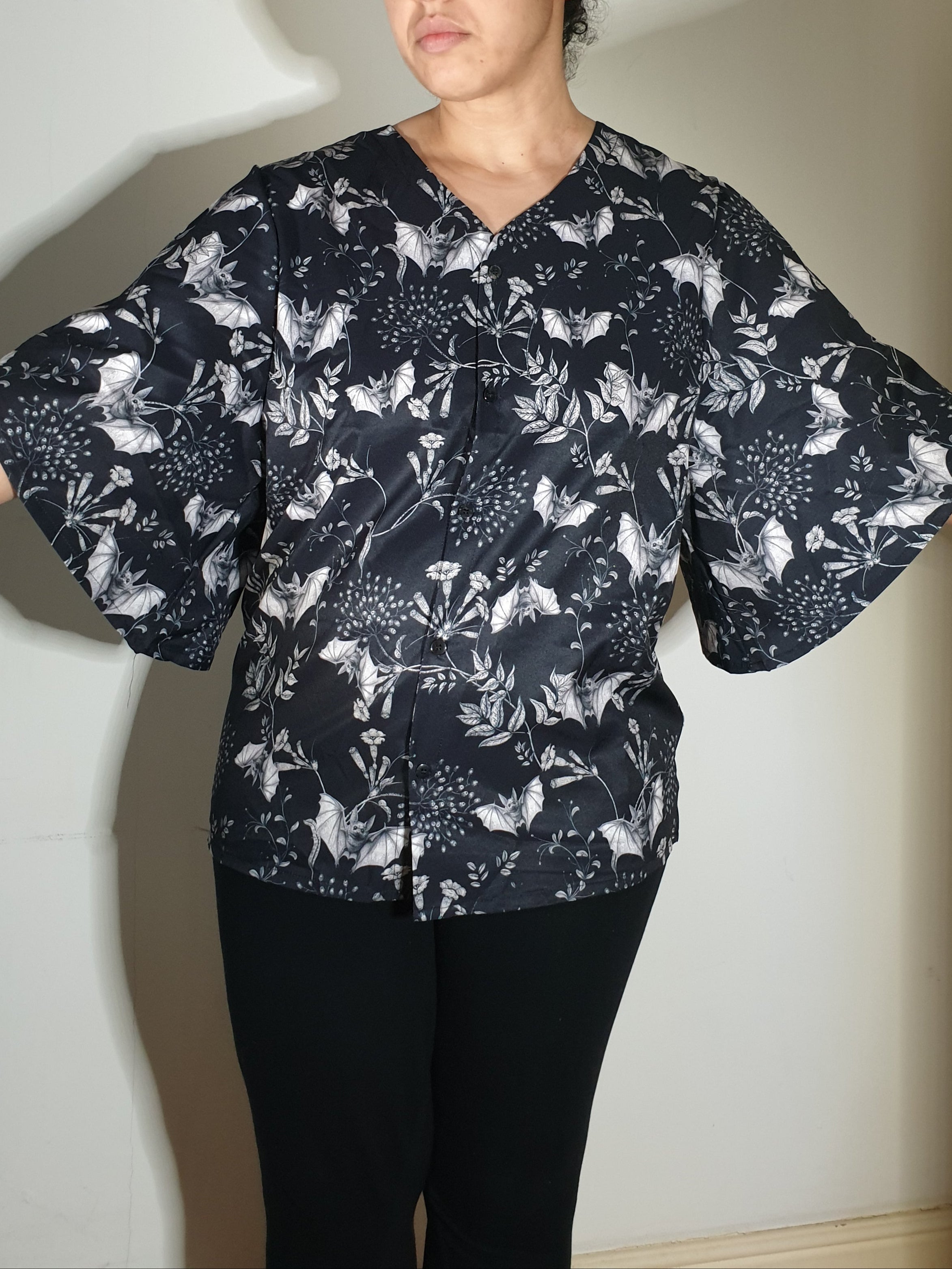 V-NECK SHIRT WITH FLOATY SLEEVES (Botanical Bats print)
