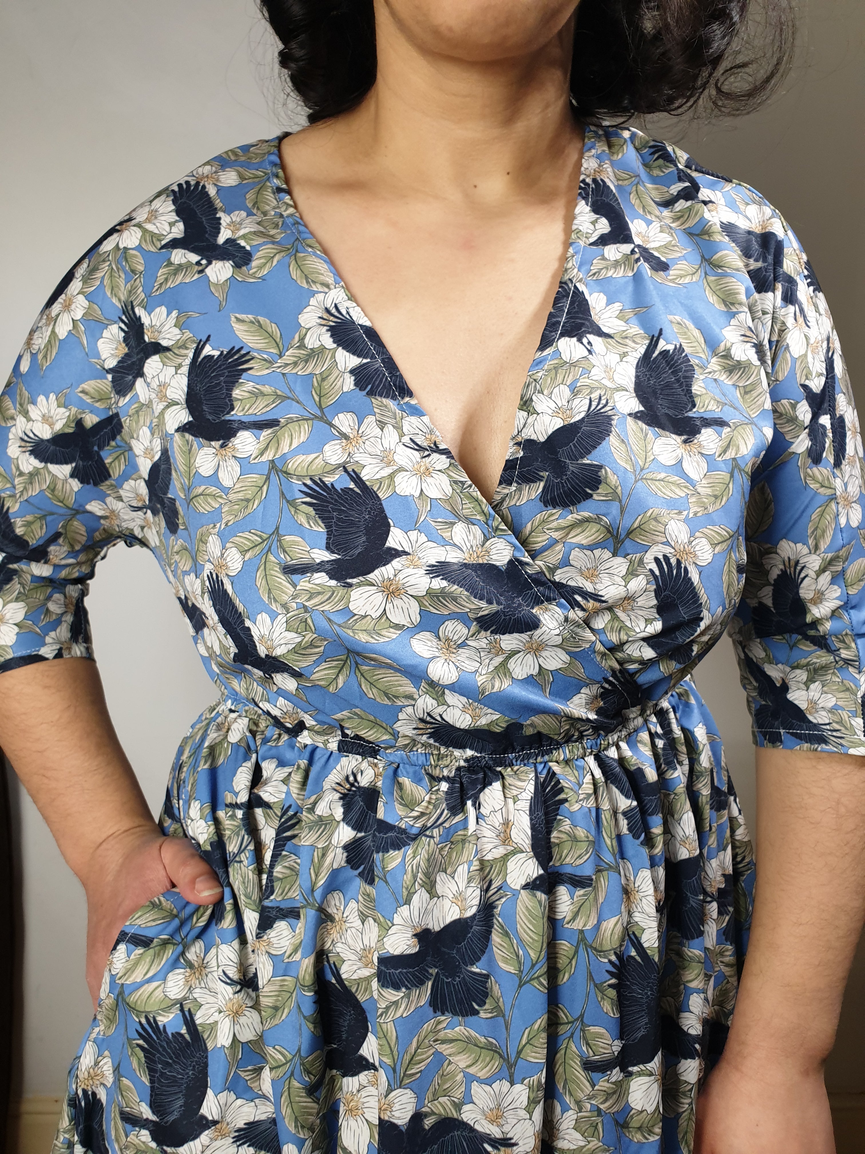 WRAP-FRONT MIDI DRESS (Spring Flying Ravens print)
