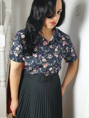 SHORT-SLEEVE COLLARED SHIRT (Spring Flying Bats print)