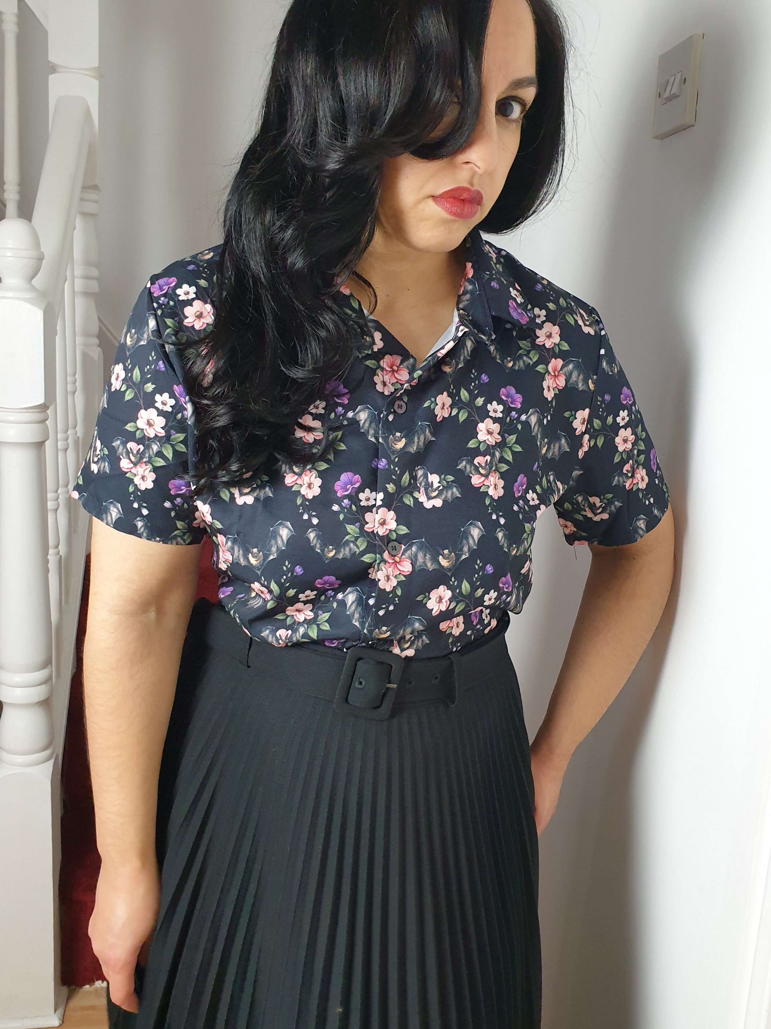 SHORT-SLEEVE COLLARED SHIRT (Spring Flying Bats print)