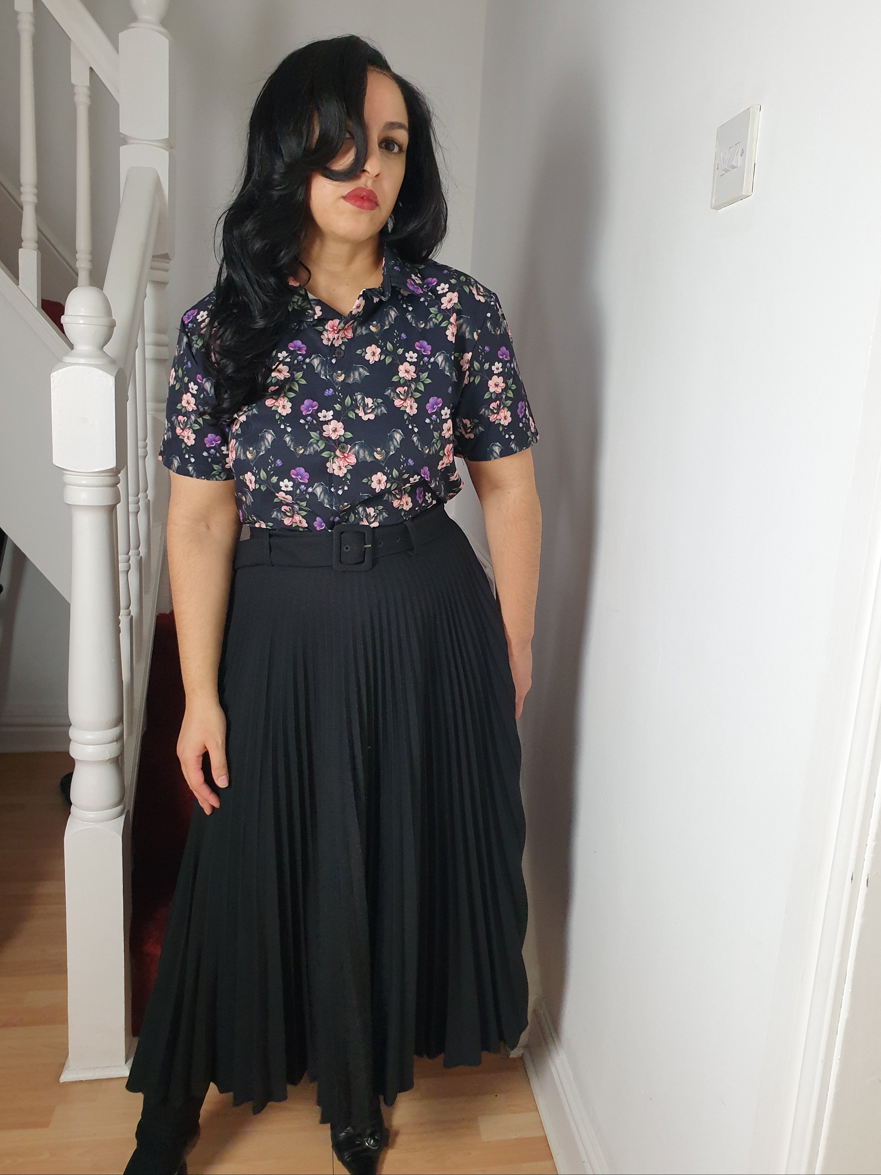 SHORT-SLEEVE COLLARED SHIRT (Spring Flying Bats print)