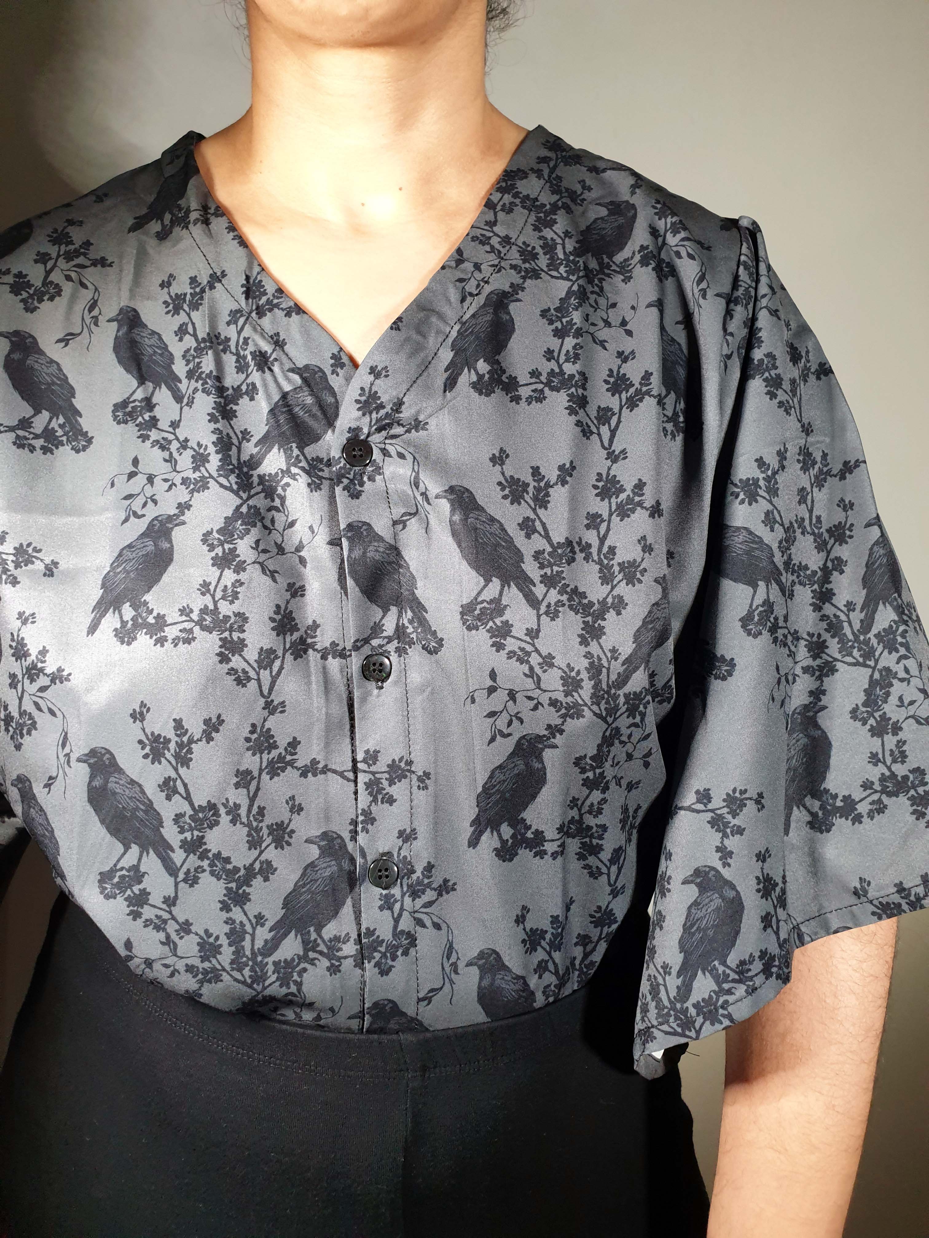 V-NECK SHIRT WITH FLOATY SLEEVES (Ravens & blossoms print)