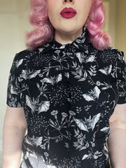 SHORT-SLEEVE COLLARED SHIRT (Botanical Bats print)
