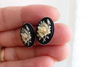 SMALL ROSE CAMEO STUD EARRINGS (IVORY)