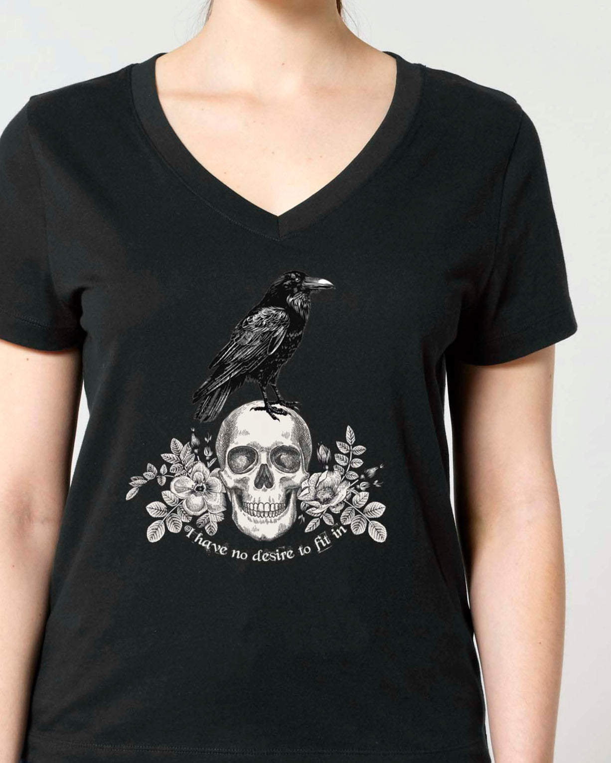 (V-NECK) I HAVE NOT DESIRE TO FIT IN t-shirt