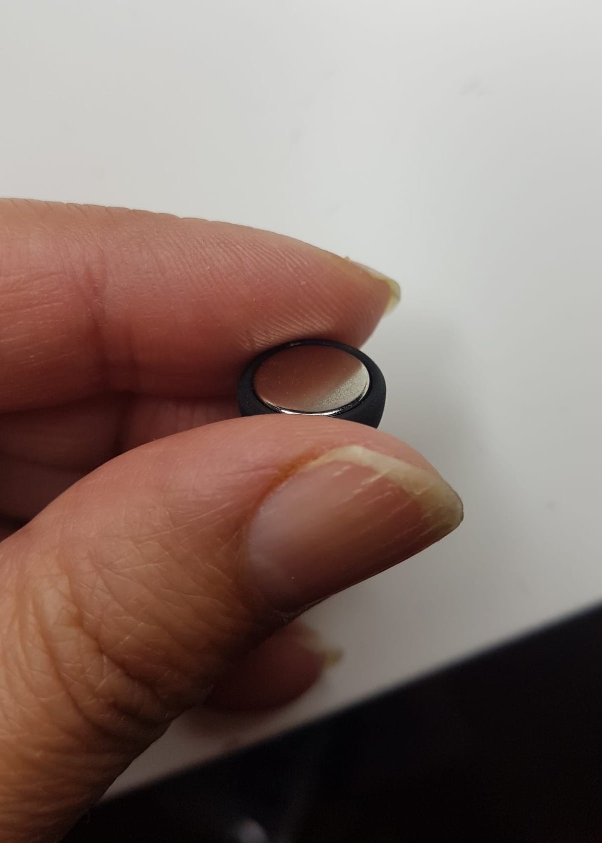 MAGNET BROOCHES (to secure wrap-dresses)