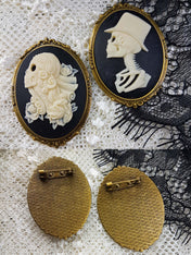 SKULL CORPSE BRIDE AND GROOM CAMEO BROOCH SET