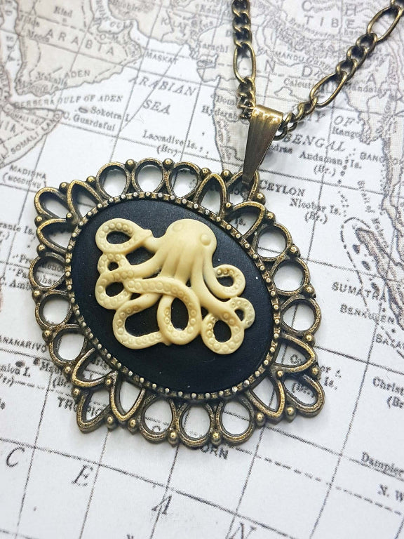 DAINTY OCTOPUS KRAKEN CAMEO NECKLACE | THEBLACKWARDROBE.COM.