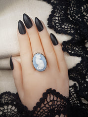 CAT CAMEO RING | THEBLACKWARDROBE.COM.