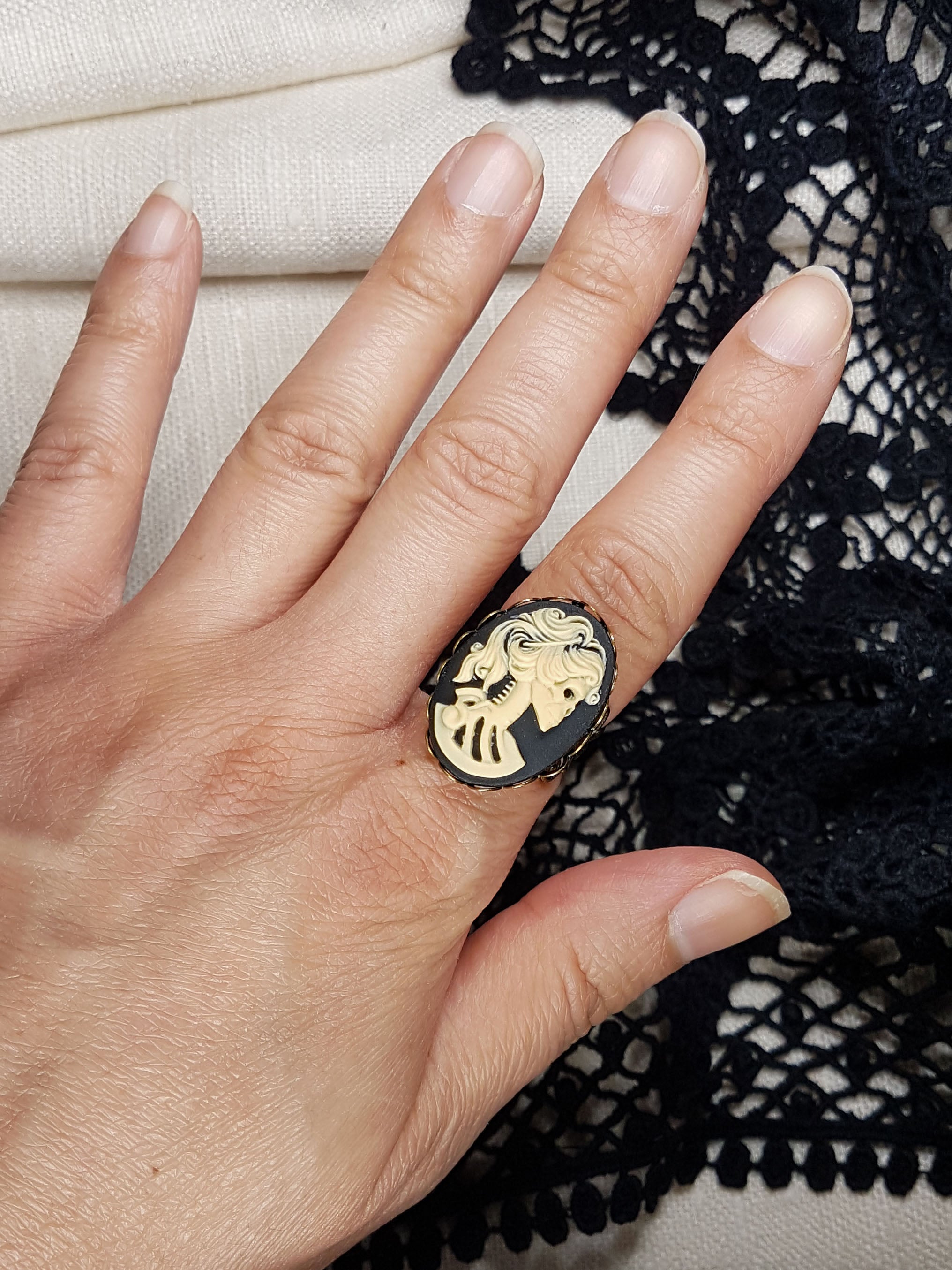 LADY SKULL SKELETON CAMEO RING | THEBLACKWARDROBE.COM.