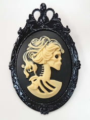LADY SKULL SKELETON CAMEO BROOCH | THEBLACKWARDROBE.COM.